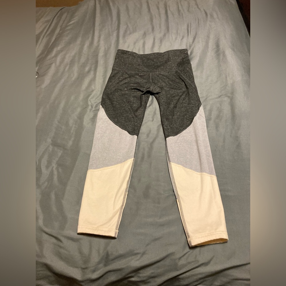 Old navy elevate leggings